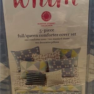 5-piece full/queen comforter set NEW